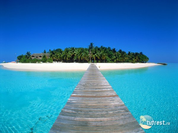 Курортный островок на Мальдивах