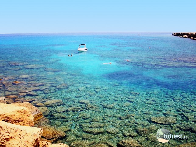 Кипр - Средиземном море