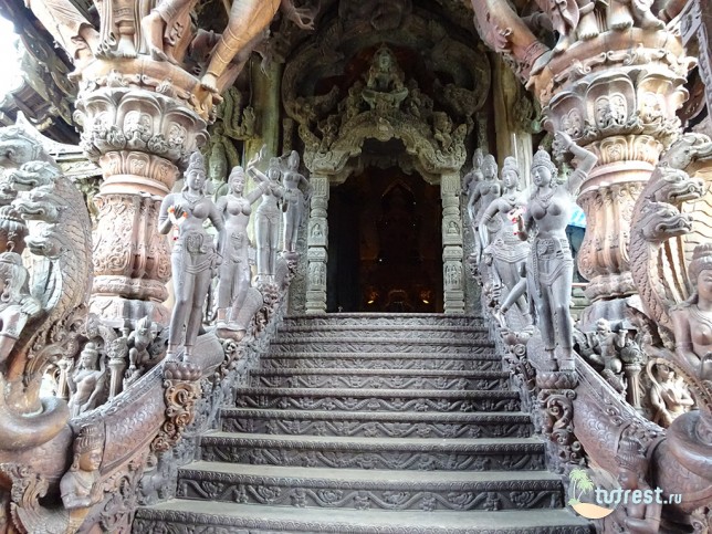 Деревянный Храм Истины в Паттайе (32 фото)