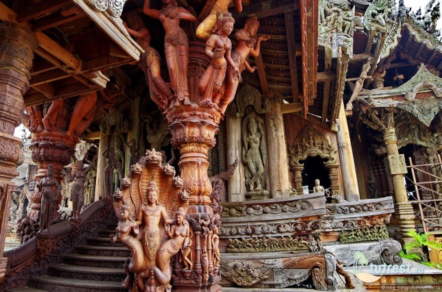 Деревянный Храм Истины в Паттайе (32 фото)